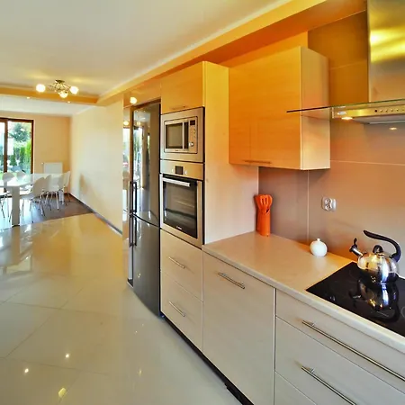 200 Qm, Prázdninový dům Kolobřeh