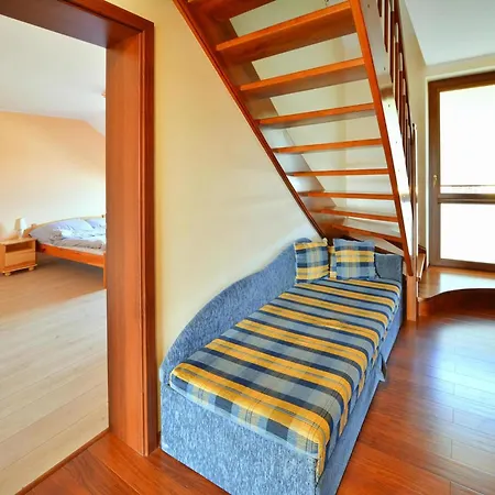 Dom wakacyjny 200 Qm, *