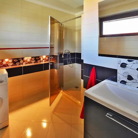 200 Qm, * Kołobrzeg