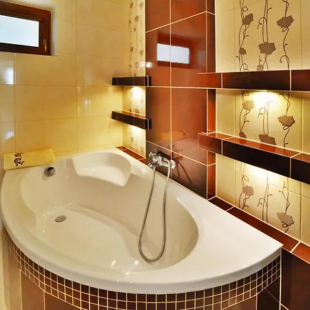 Dom wakacyjny 200 Qm, *