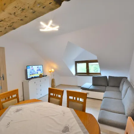 Dom wakacyjny 200 Qm, *